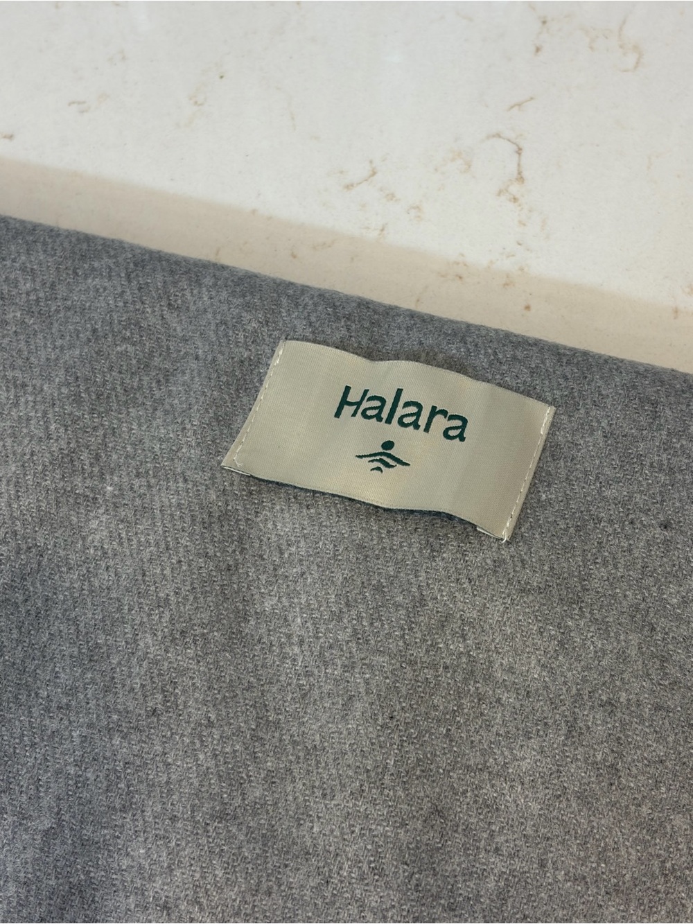 HALARA Gray Knit Scarf/Wrap - Picture 2 of 3